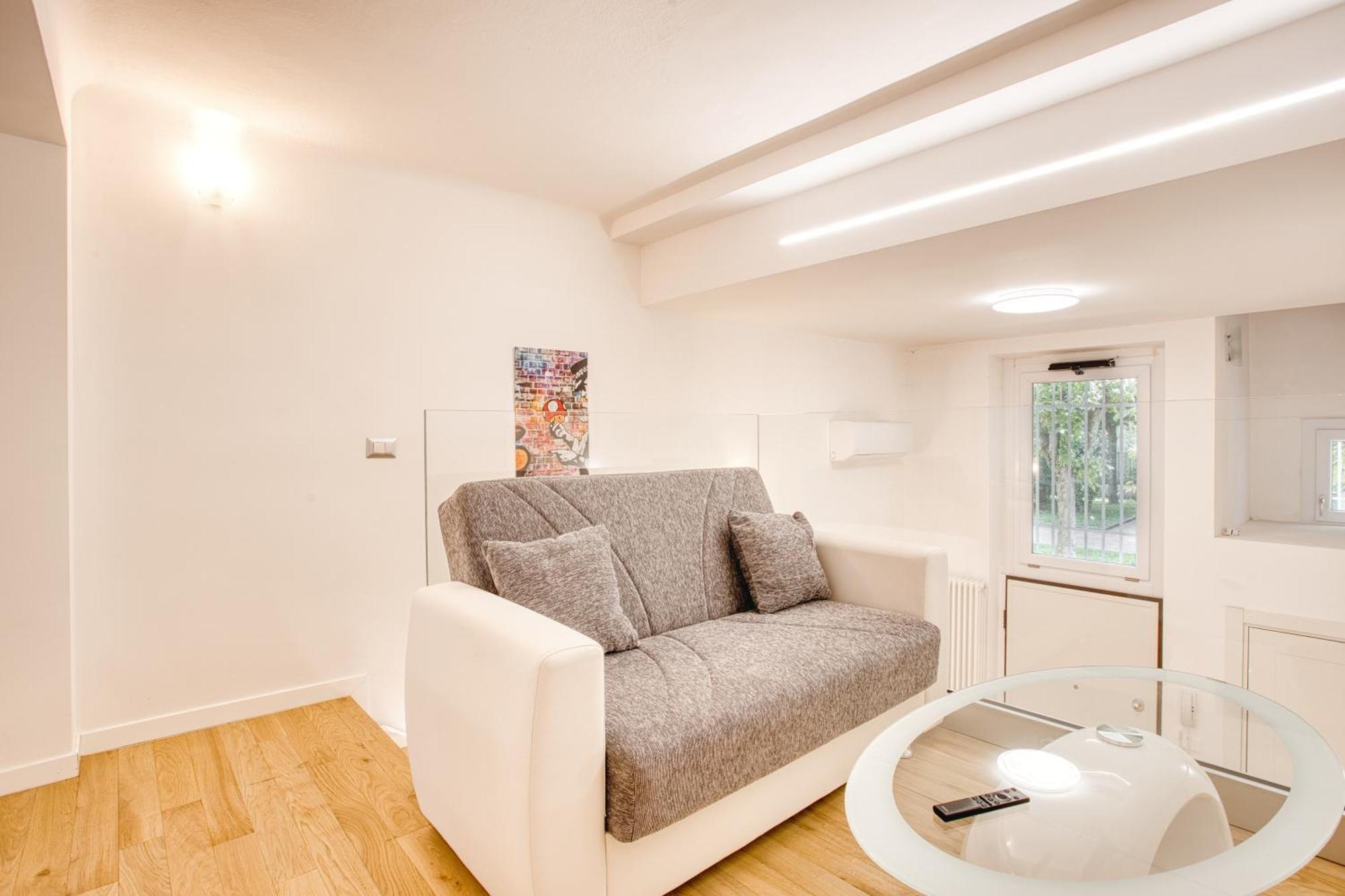 Walk To Navigli - Via Gola - 2 Bedrooms Apt Mediolan Zewnętrze zdjęcie